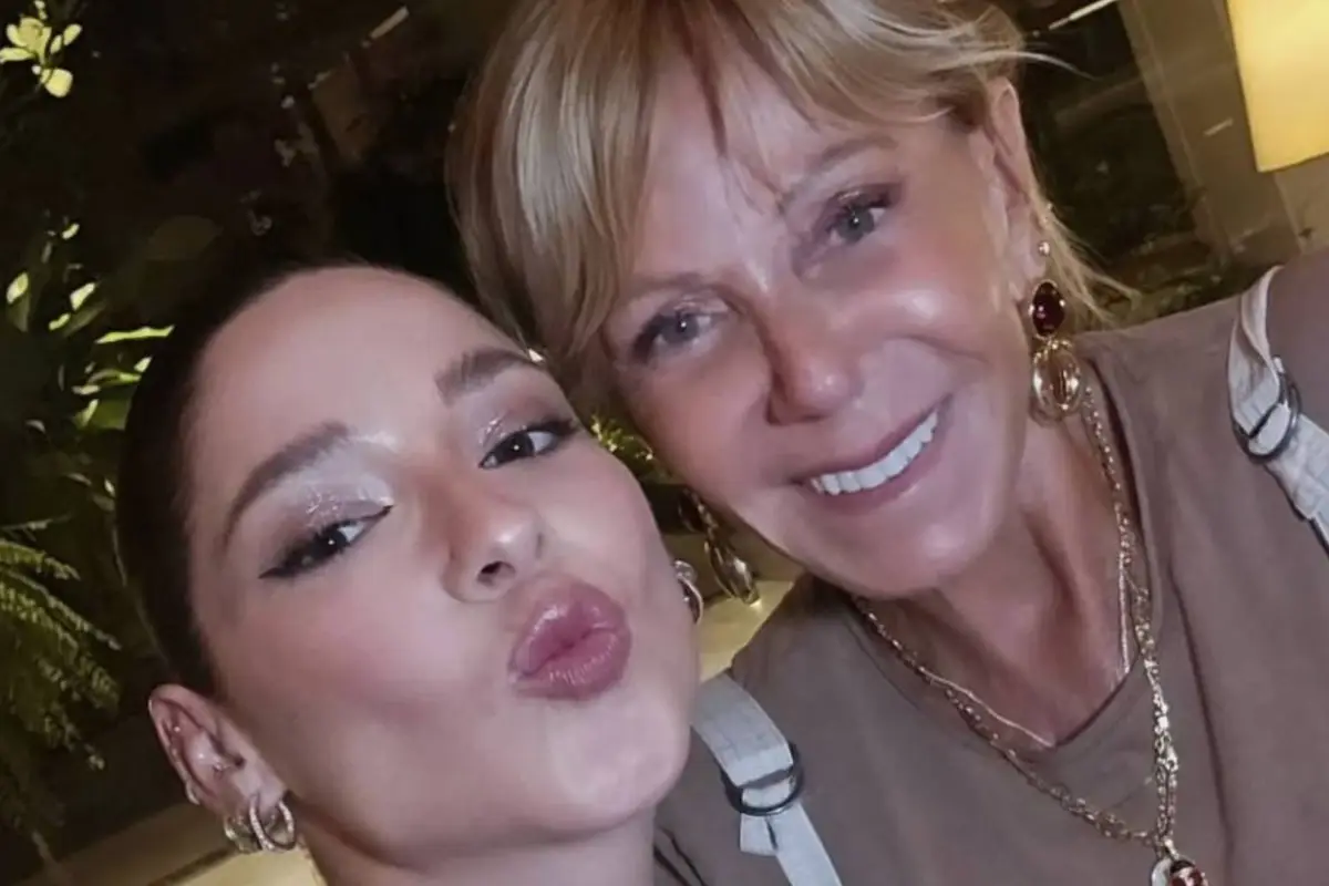 Kel Calderón y Raquel Argandoña, Redes Sociales