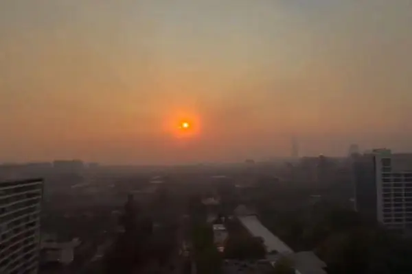 Humo en Santiago por incendio forestal ,Redes sociales