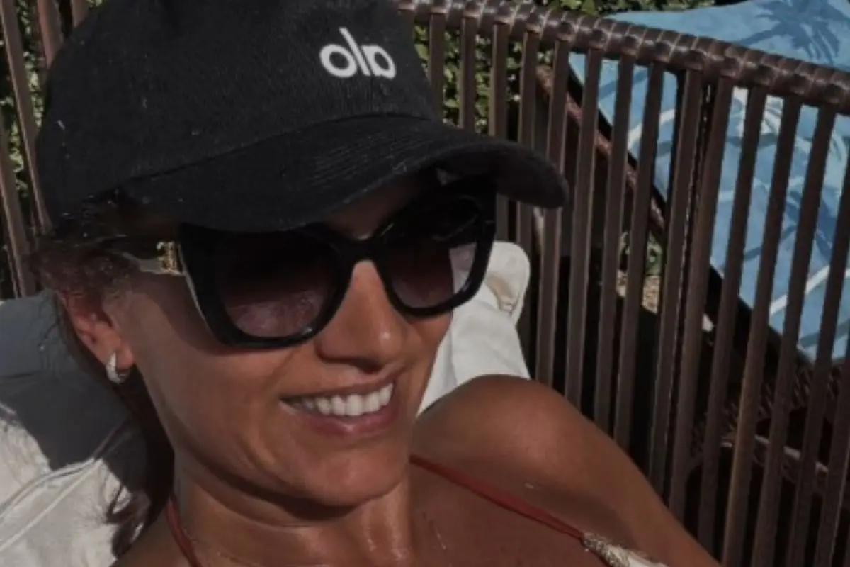 Ivette Vergara lució estupenda junto a la piscina, Instagram