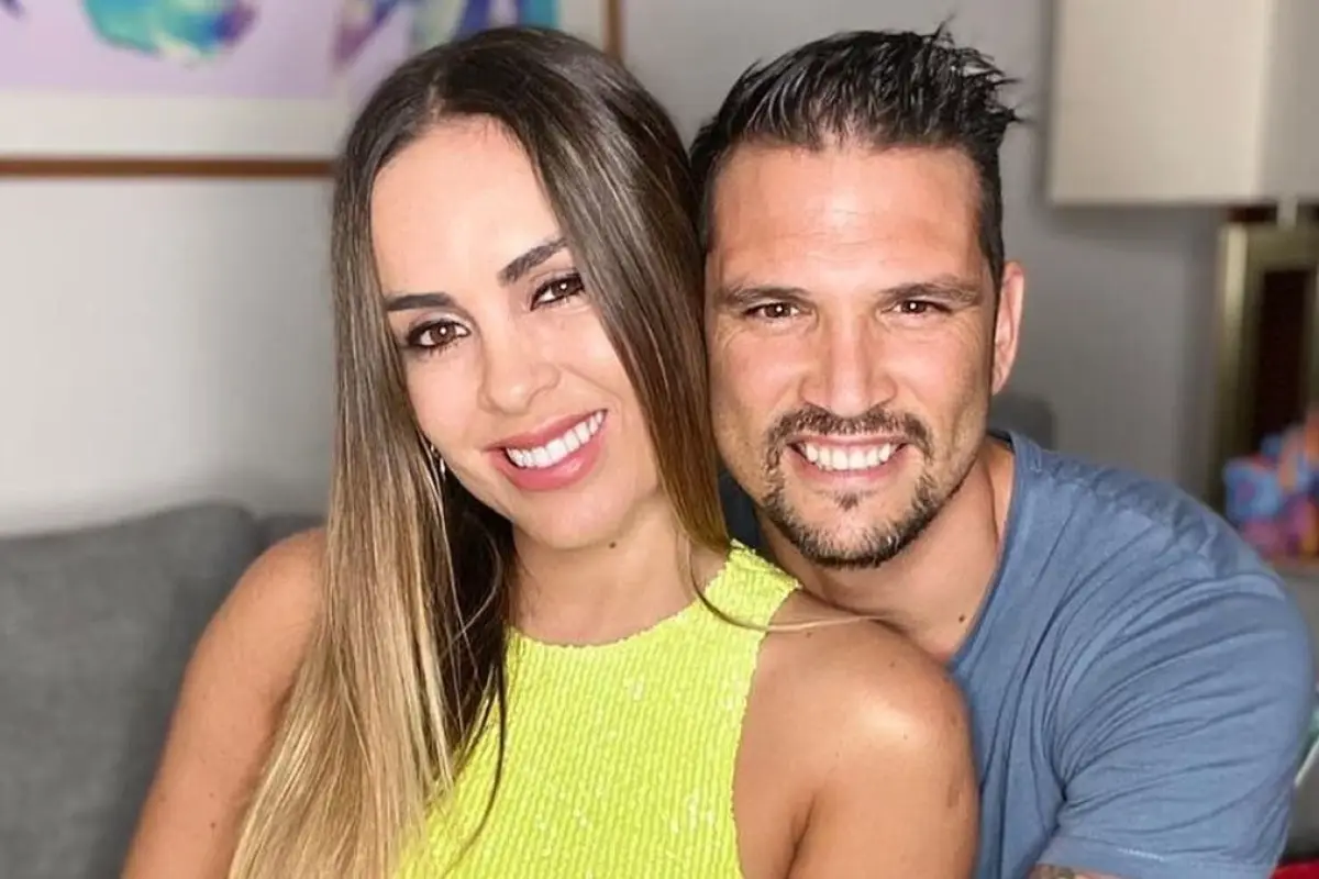 Maura Rivera y Mark González, Redes sociales