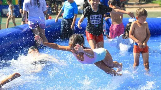 Niños de La Florida disfrutan del verano, Cedida