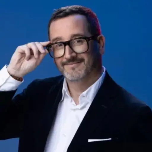 Eduardo Fuentes ,Redes sociales