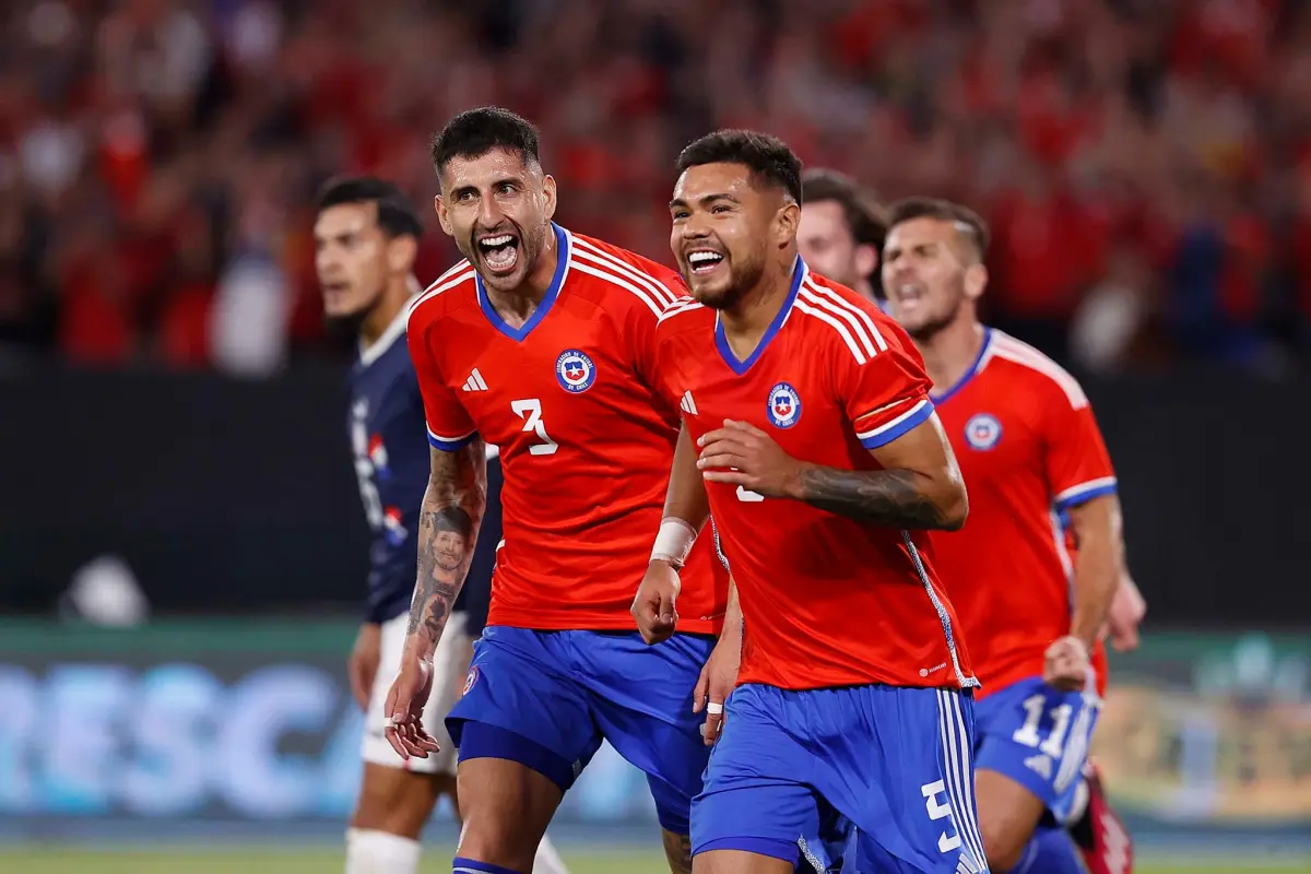 Guillermo Maripán y Paulo Díaz, Archivo