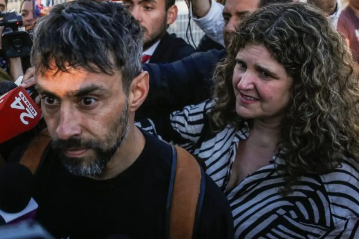 Paula Vial siempre al lado de Jorge Valdivia, Agencia Uno