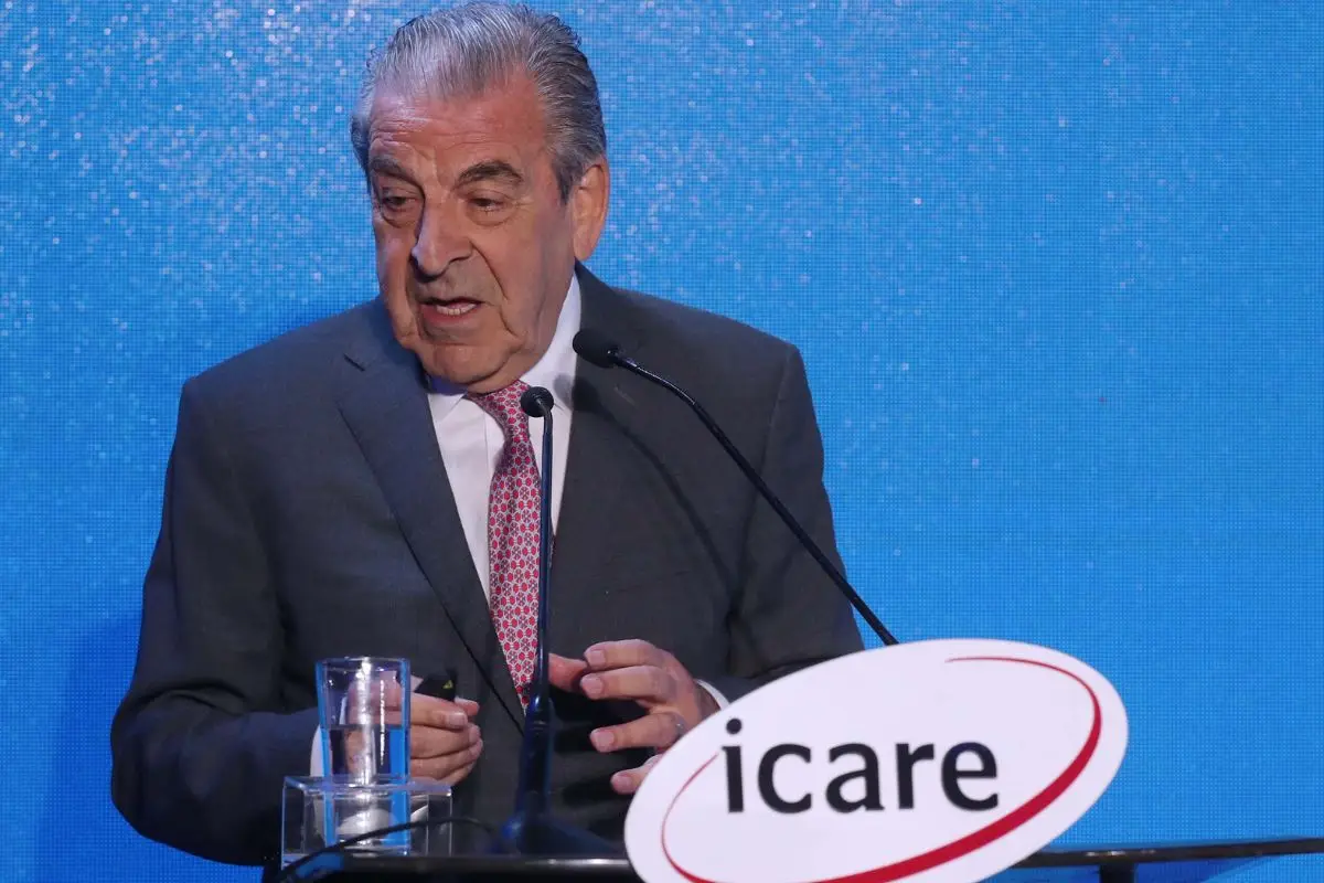 Eduardo Frei expuso en Icare, Twitter