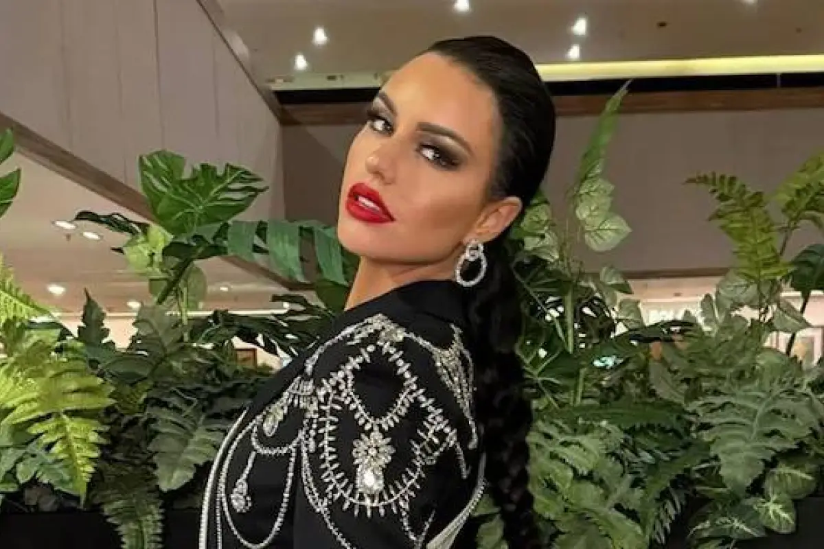 Emilia Dides, Redes sociales