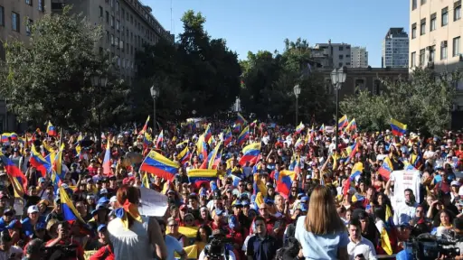 Miles de venezolanos se reunieron en Santiago, Agencia Uno