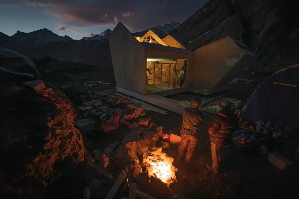 Refugio Tupungato, Cedida