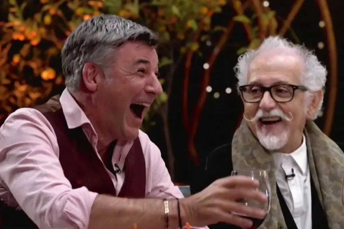 Yann Yvin y Ennio Carota , Redes sociales 