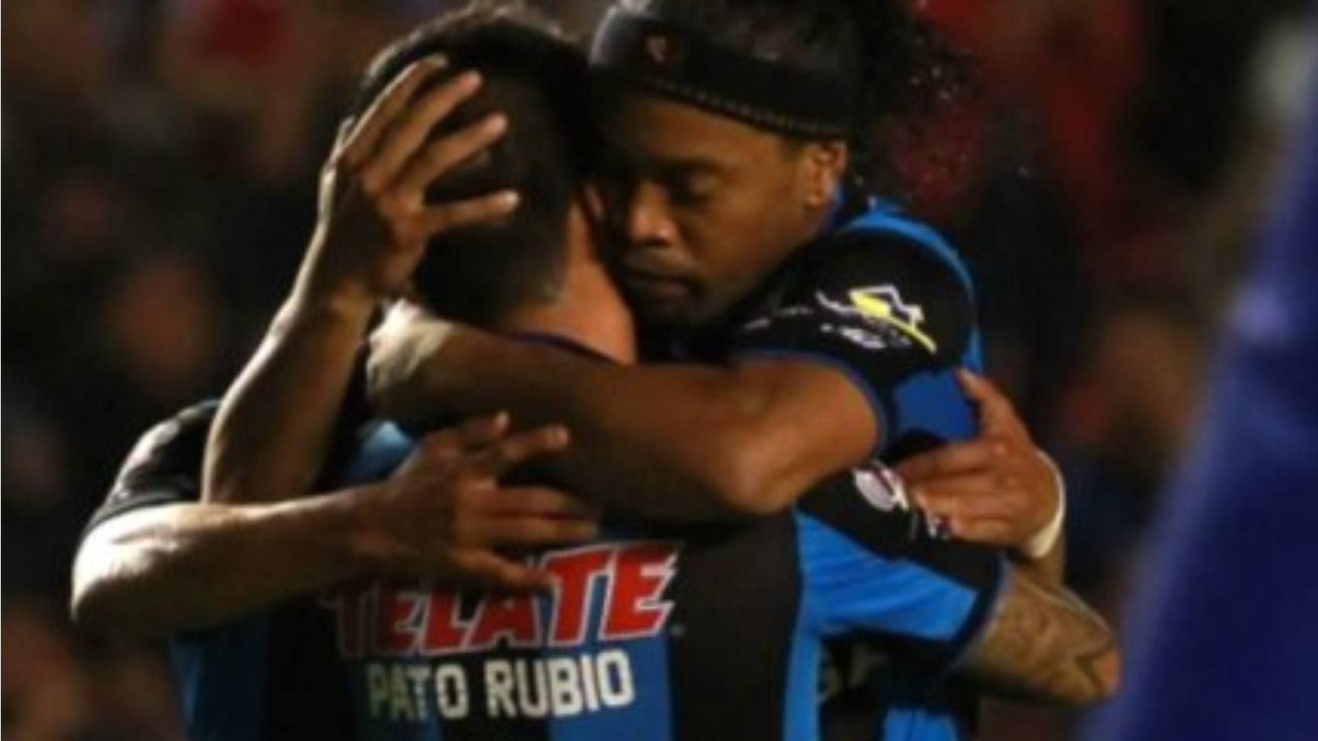 Patricio Rubio y Ronaldinho  - Redes Sociales