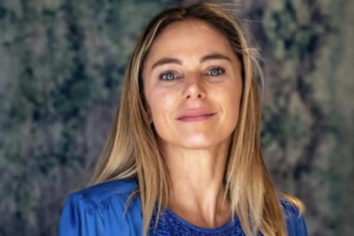 Mariana Derderian , Redes sociales 