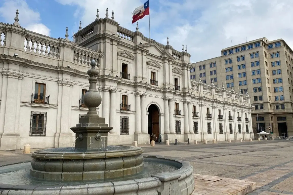Consternación al interior de La Moneda, Agencia Uno