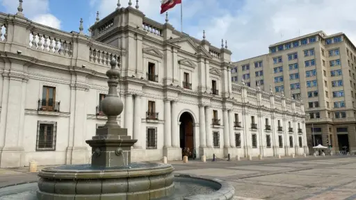 Consternación al interior de La Moneda, Agencia Uno