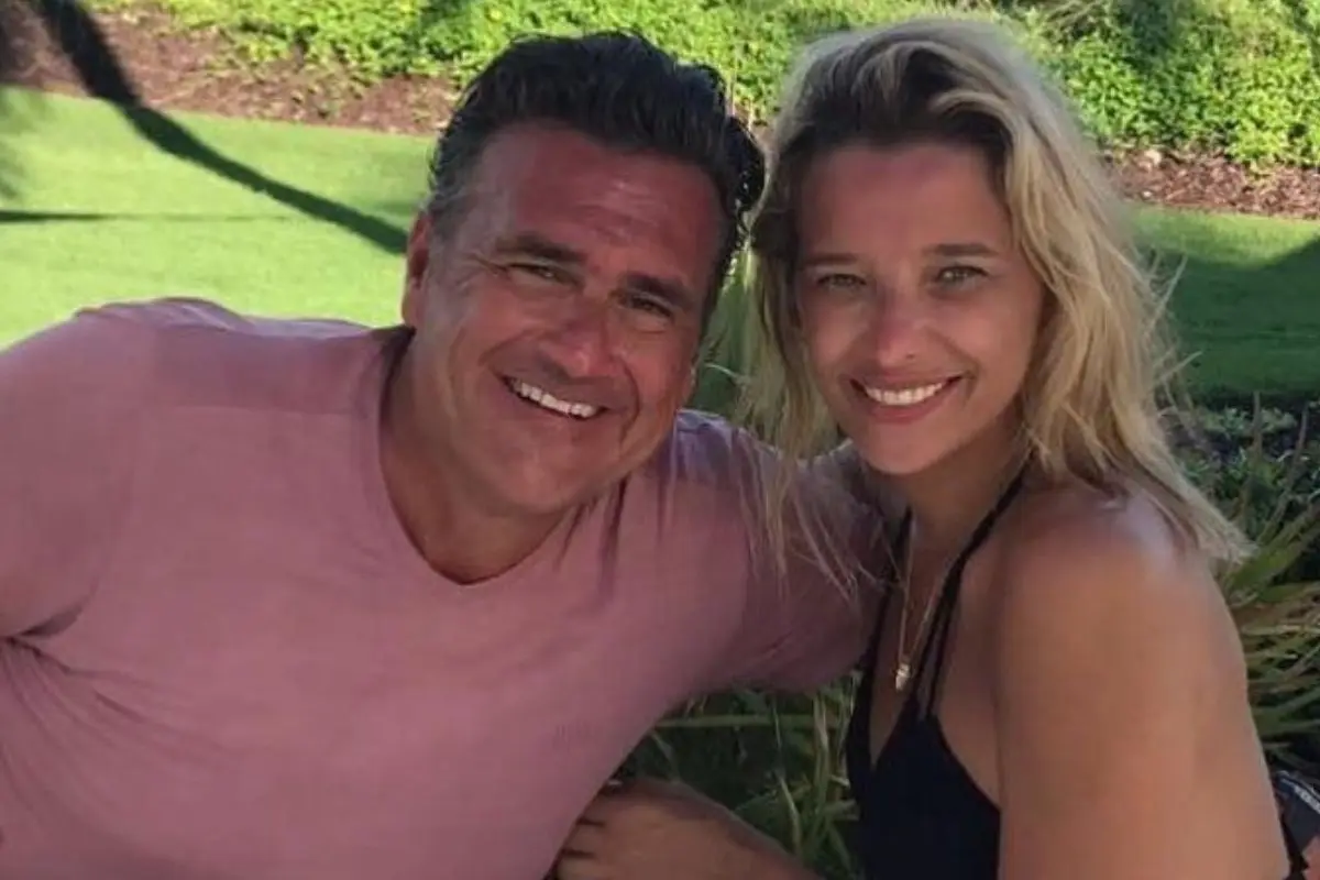 Claudia Schmitd y su pareja en Estados Unidos, Instagram