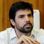 Joaquín Lavín León reconoció facturas falsas y devolvió $7 millones al Congreso, Agencia Uno