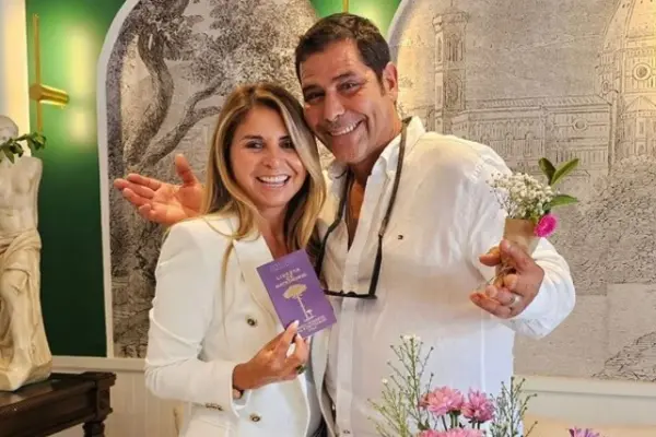 Juan Falcón se mostró feliz y enamorado ,Instagram