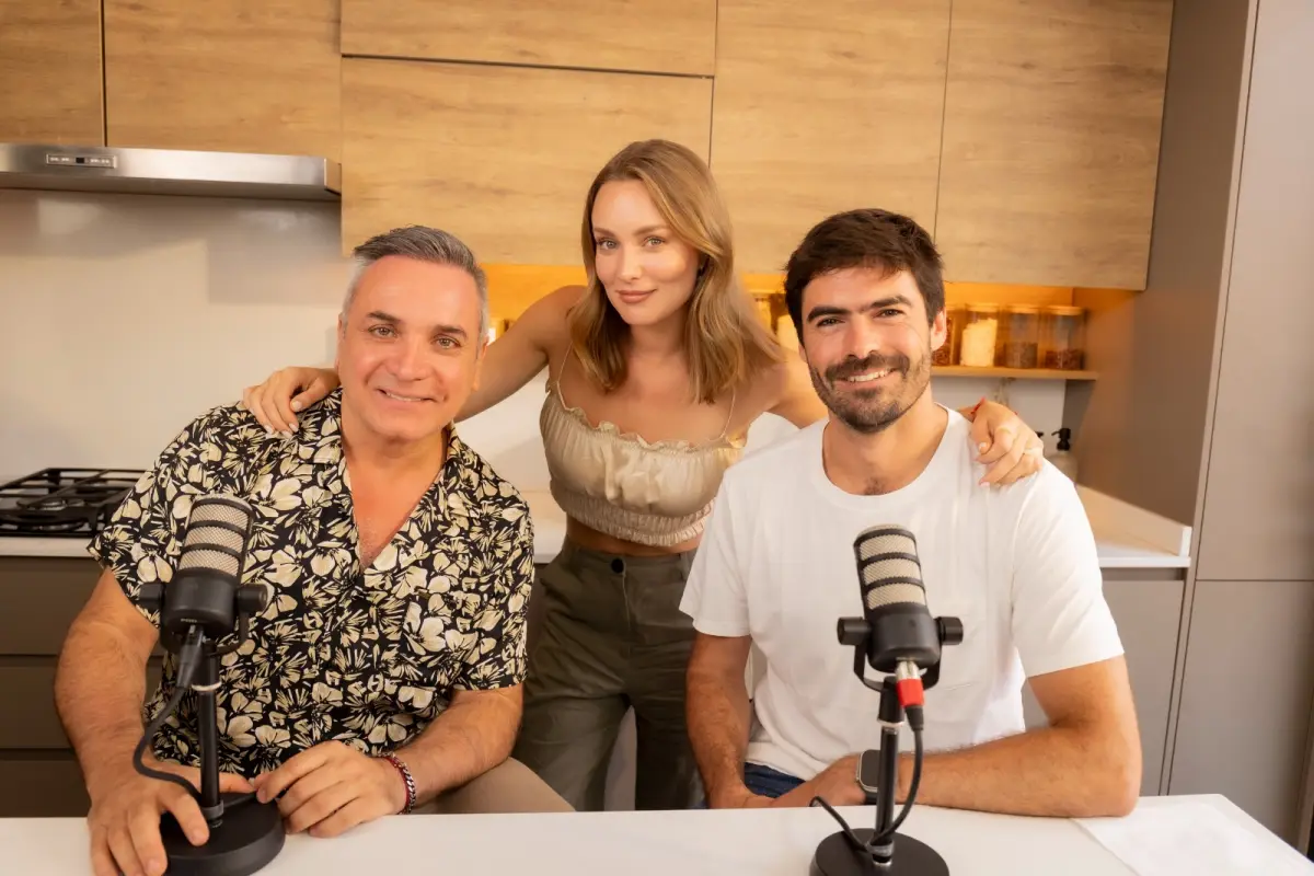 Kika Silva y Lucho Jara, Cedida