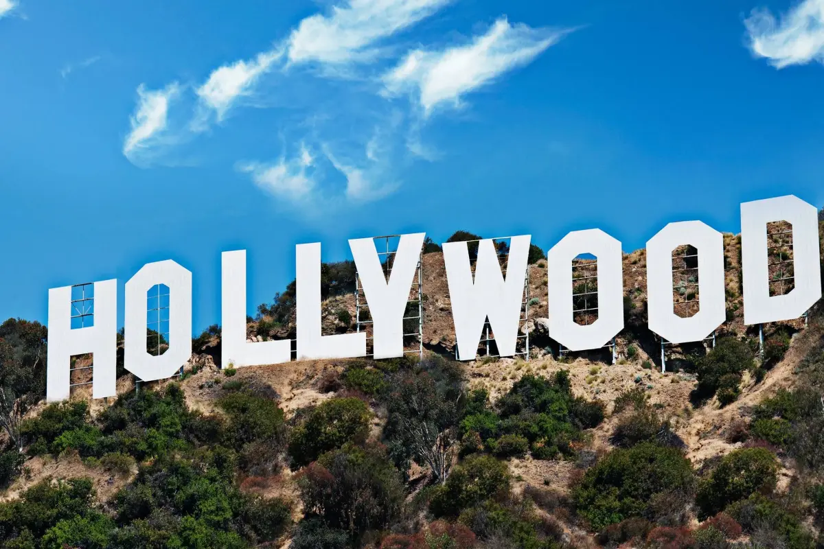 Estrellas de Hollywood llegarán a Chile para rodar una película, Redes sociales | X