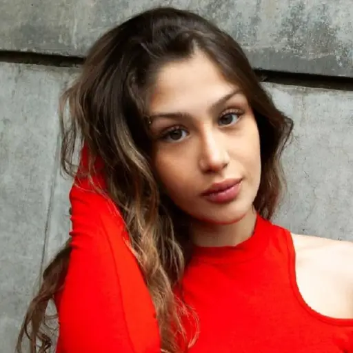 Trini Neira ,Redes Sociales