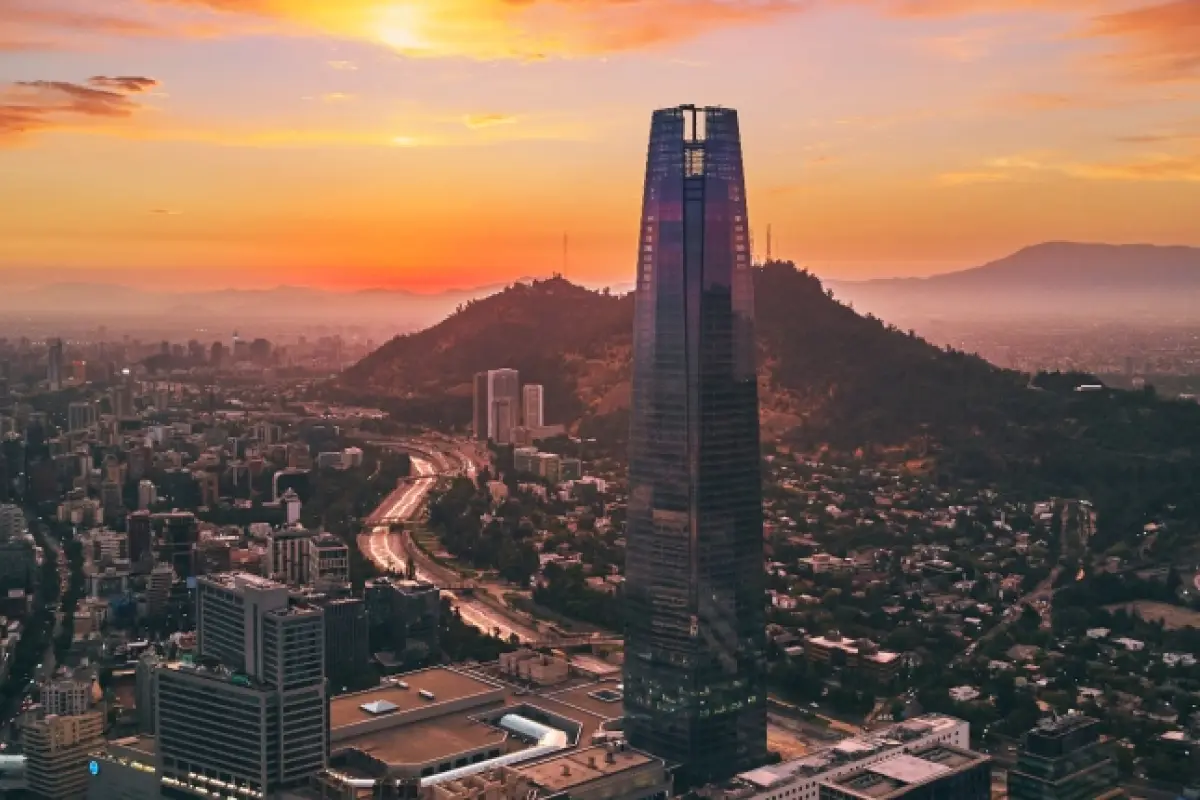 Costanera Center: ¿Un lugar embrujado?, Redes sociales | Referencial