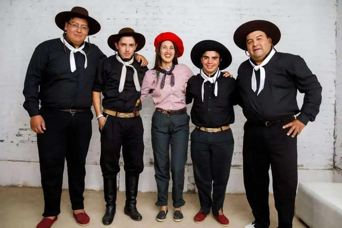 Sele Vera y los Pampas, -