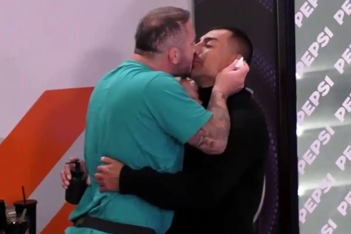 Del Río y Caniulef se besaron en Palabra de honor, Captura