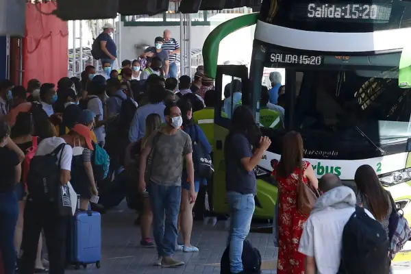 Crece el número de robos desde buses en movimiento ,Agencia Uno