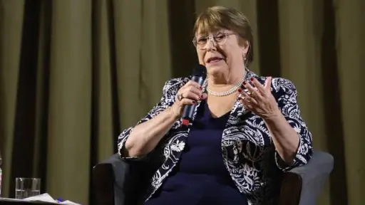 ¿Será Michelle Bachelet candidata presidencial?, Redes sociales | X