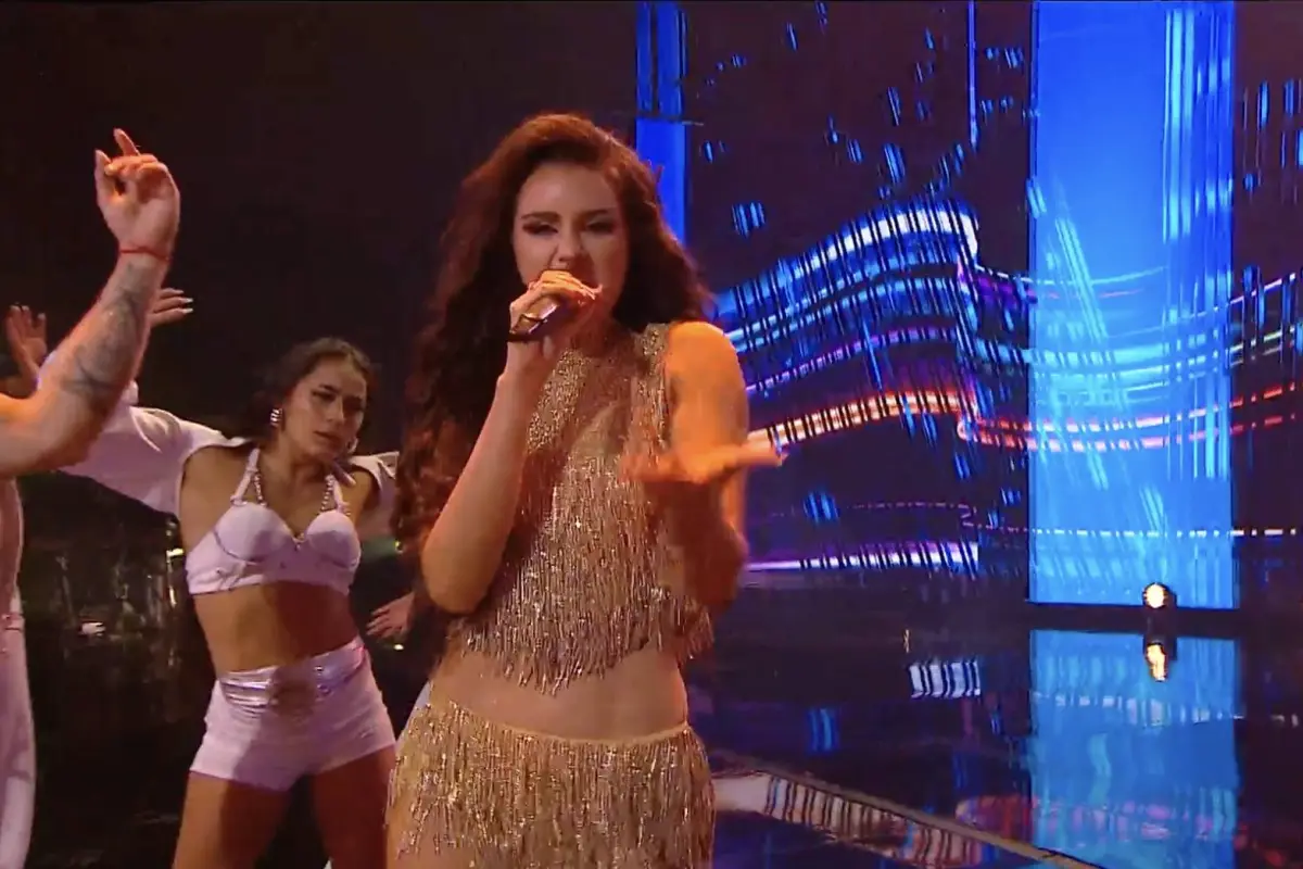 Emilia Dides, Captura de pantalla