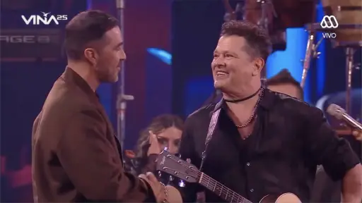 Claudio Bravo y Carlos Vives, Captura de pantalla