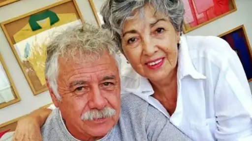 Carlos Caszely y su esposa, Redes sociales