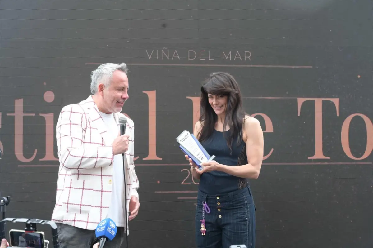 Sergio Marabolí y Tonka Tomicic, La Hora