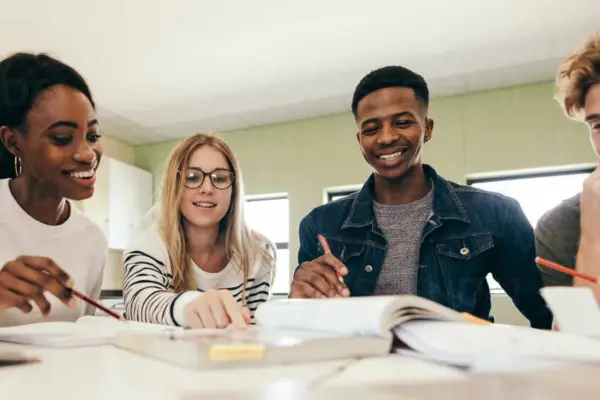 Dominar el inglés  ,Redes Sociales