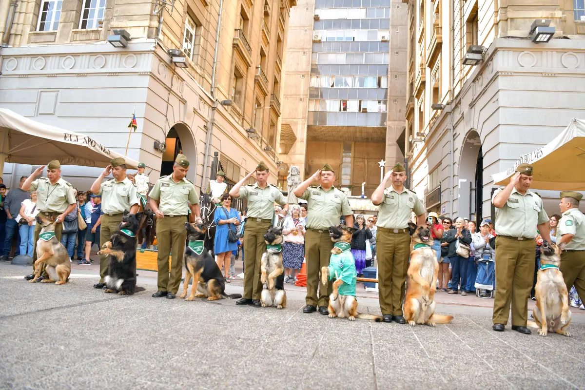 Carabineros participando de la actividad, Cedida
