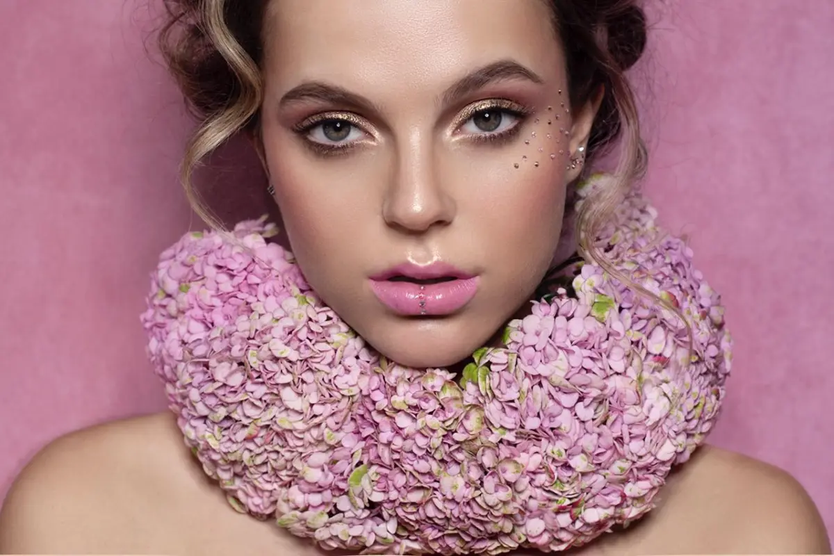 Estudio Más Bella, Cedida