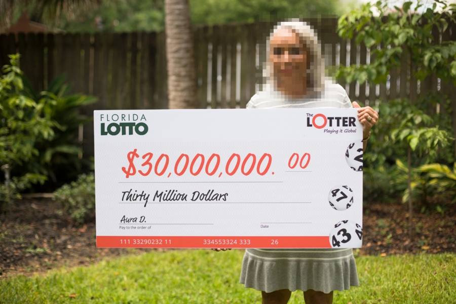 https://www.thelotter.net/es/jugar-loteria/usa-powerball/?tl_affid=10445&chan=LaHora&ft=5