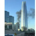 Humo en el Costanera Center, Redes sociales - @matiasdva