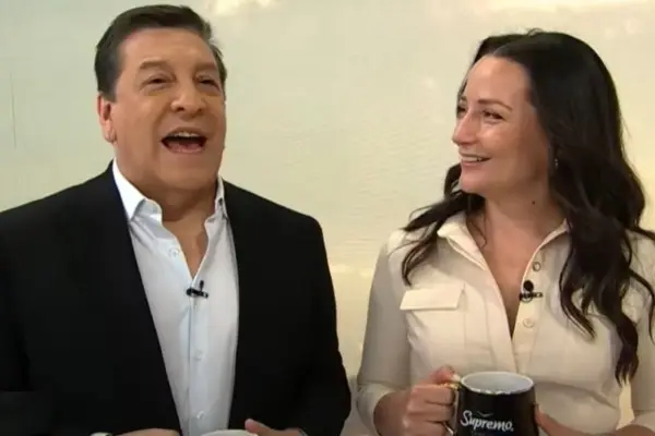 Julio César Rodríguez y Andrea Arístegui en CHV ,Captura