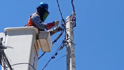 Enel confirma masivos cortes  de luz para este miércoles 19 de marzo: 5 comunas afectadas, red X