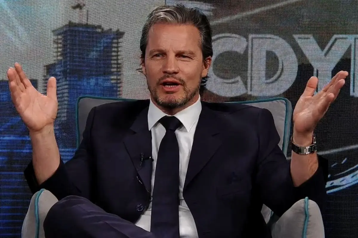 Doctor File en Con Dios y ley de Vasco Moulian, Captura