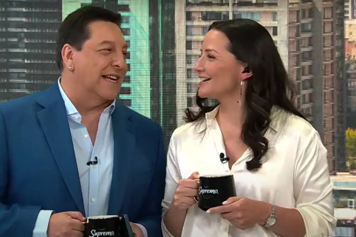 Andrea Arístegui, Redes Sociales