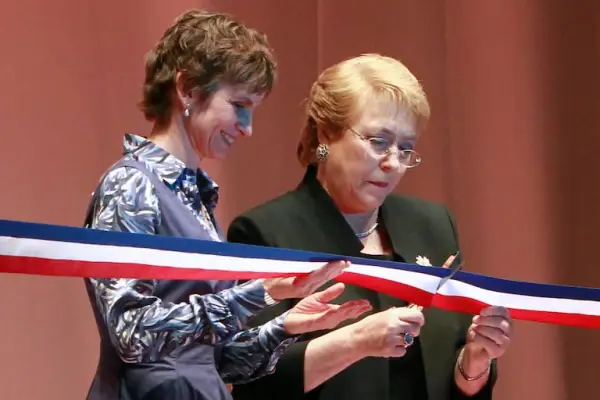 Carolina Tohá y Michelle Bachelet  ,Redes sociales 