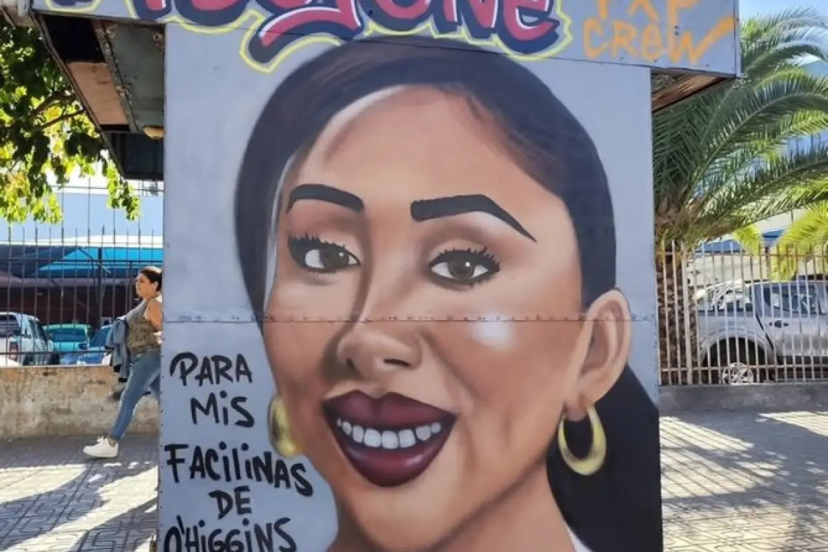 Polémico mural de Naya Fácil en Curicó , El Abujone | Instagram