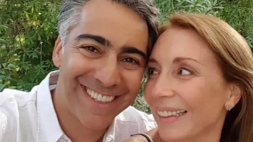 Marco Enríquez-Ominami y Karen Doggenweiler , Redes sociales 