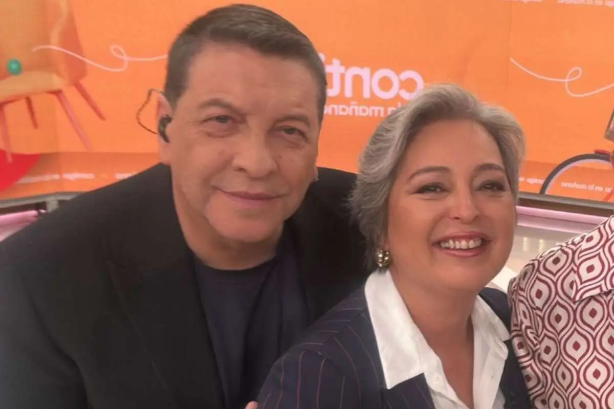 Julio César Rodríguez y Jeannette Jara, Redes sociales - Jeannette Jara