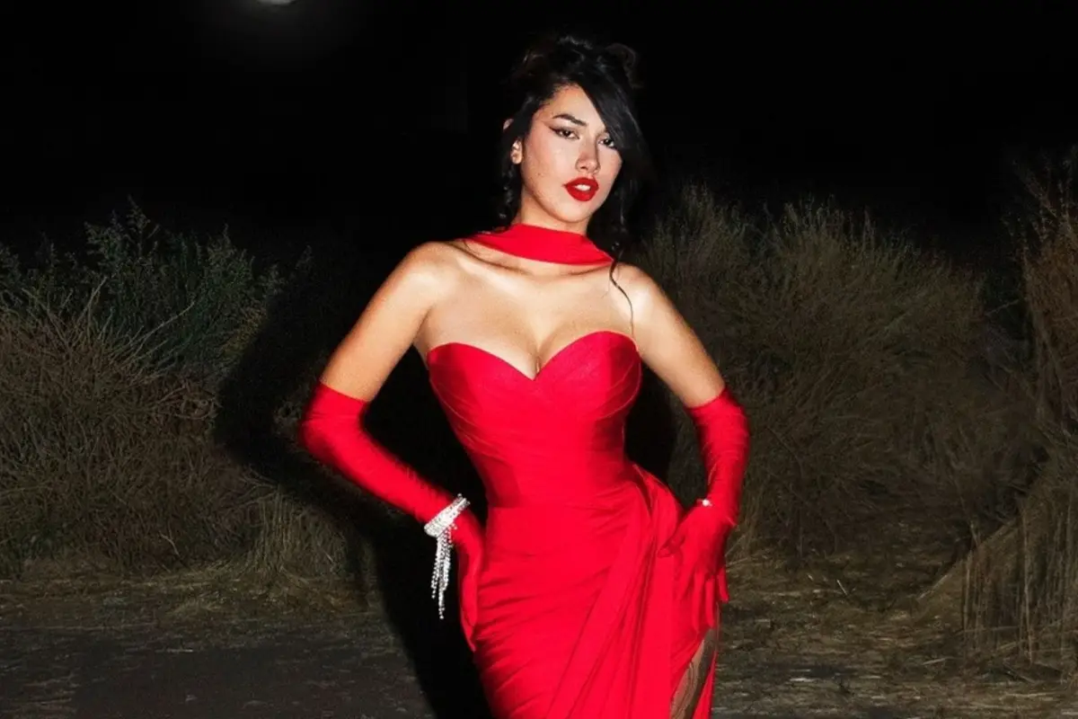 Eskarcita , Redes sociales