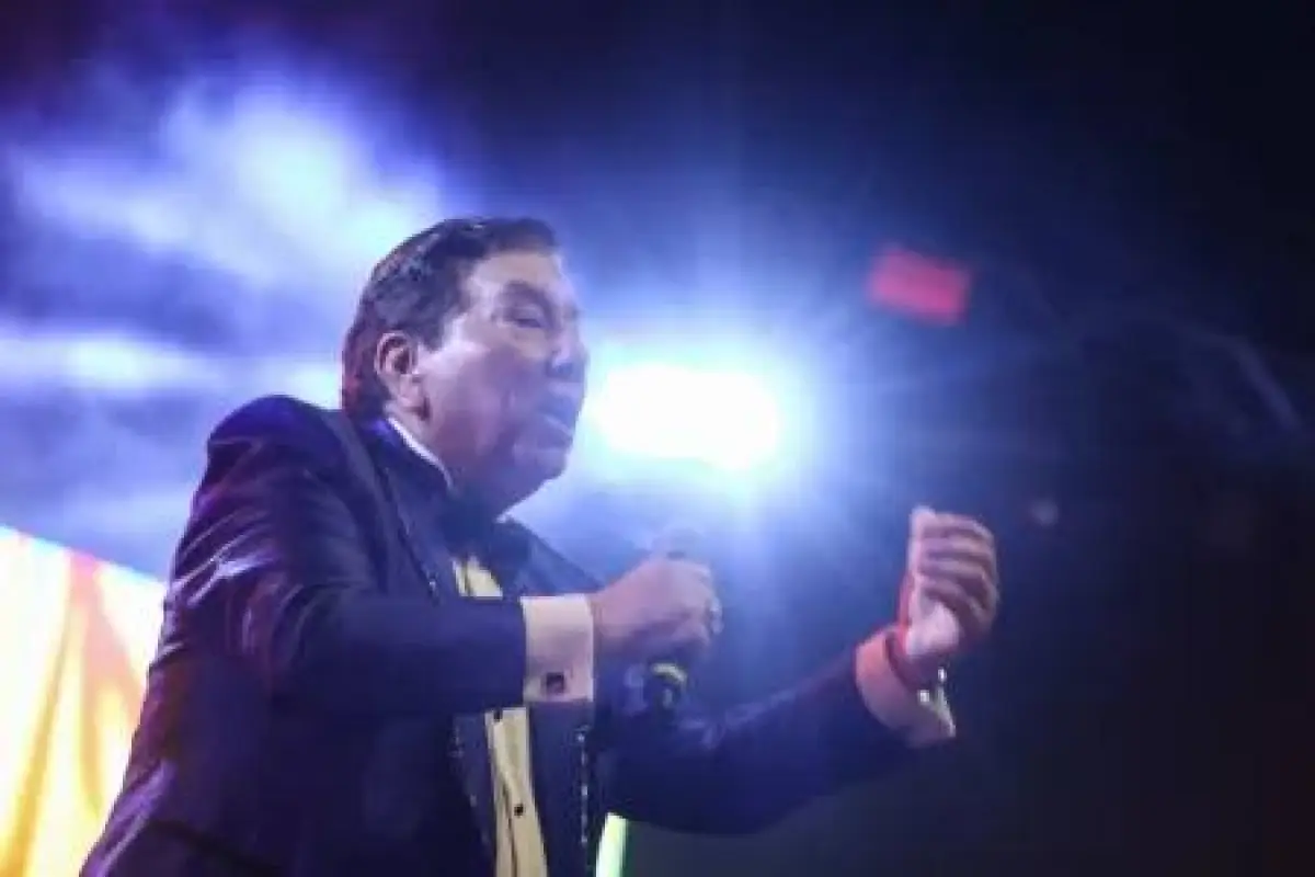 Tommy Rey , Redes sociales 