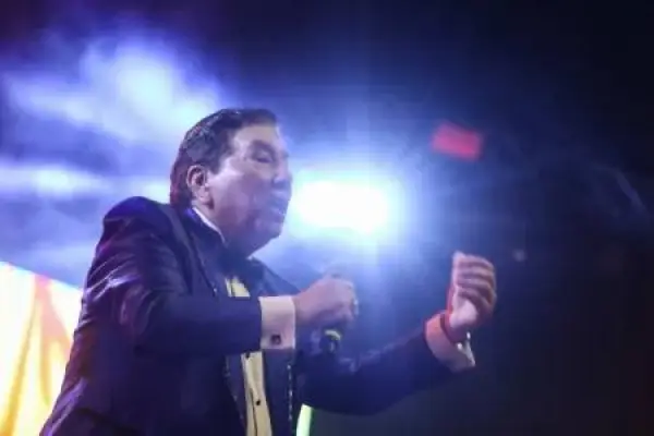 Tommy Rey  ,Redes sociales 