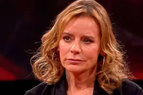 Kathy Salosny  ,Redes sociales 