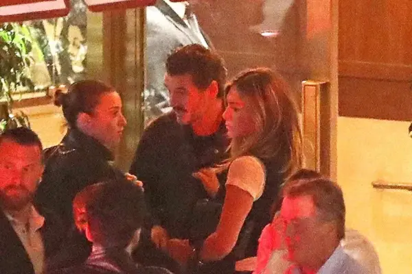 Pedro Pascal y Jennifer Aniston ,TMZ
